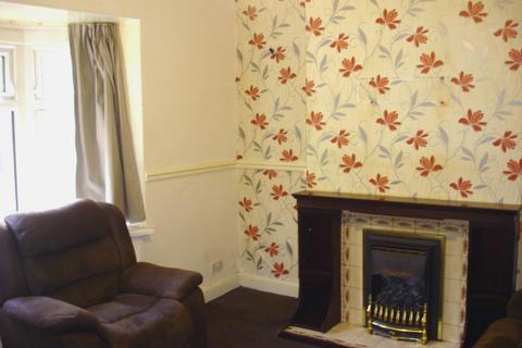 3 bedroom semi-detached house to rent, Allerton Road, Bradford, West Yorkshire, BD8
