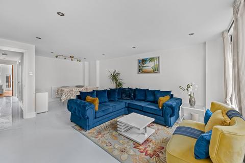 2 bedroom flat to rent, Old Marylebone Road, London