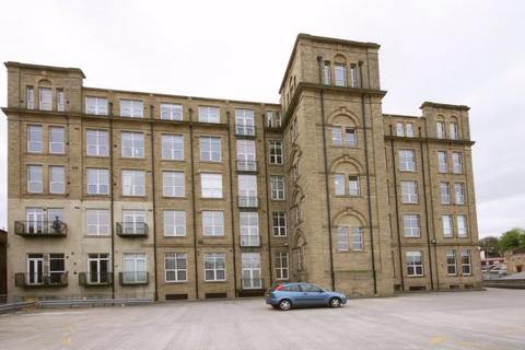 Studio to rent, Sprinkwell, 1 Bradford Road, Dewsbury, West Yorkshire, WF13