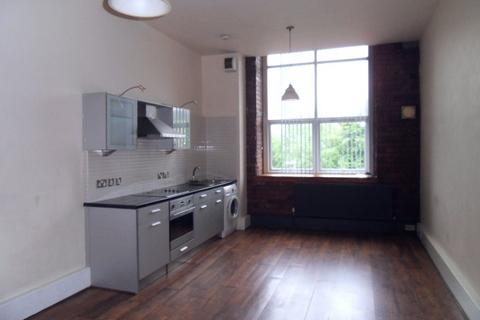 Studio to rent, Sprinkwell, 1 Bradford Road, Dewsbury, West Yorkshire, WF13