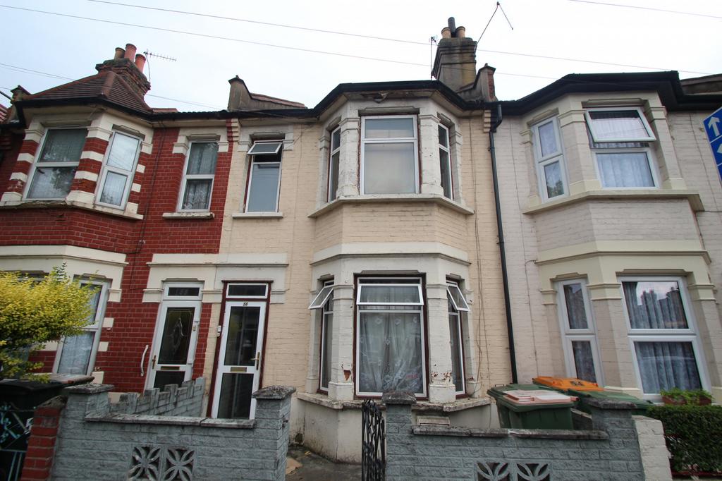 Kempton Road, East Ham, London, E6 3 bed terraced house for sale £400,000