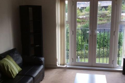 2 bedroom apartment to rent, Monea Hall