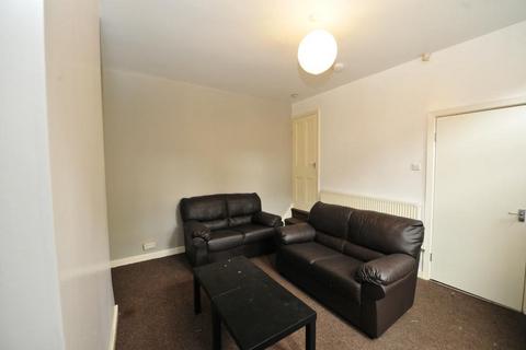 2 bedroom terraced house to rent, AUTUMN STREET, HYDE PARK, LEEDS