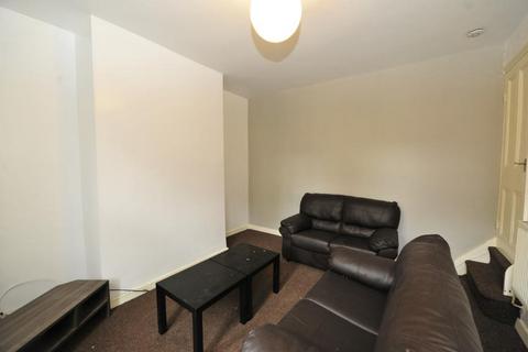 2 bedroom terraced house to rent, AUTUMN STREET, HYDE PARK, LEEDS