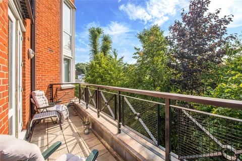 1 bedroom flat for sale, Westfield, Kidderpore Avenue, Hampstead, London