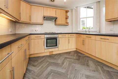 2 bedroom flat for sale, Bideford, Devon