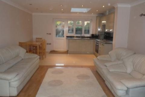 1 bedroom flat to rent, Becmead Avenue, Kenton, HA3