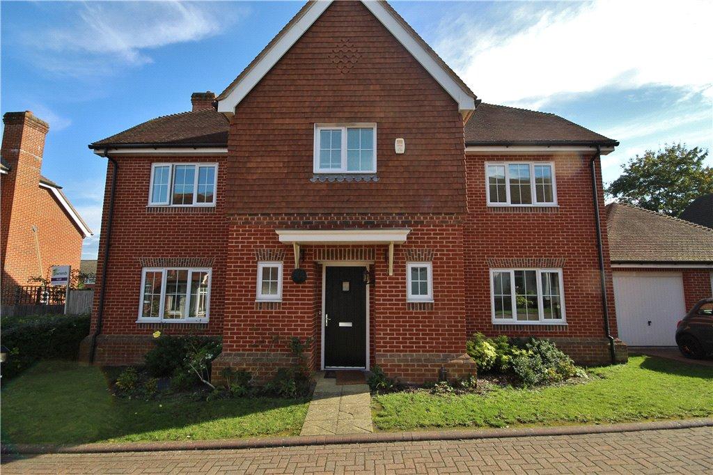 Knox Road, Guildford, Surrey, GU2 5 bed detached house £3,300 pcm (£