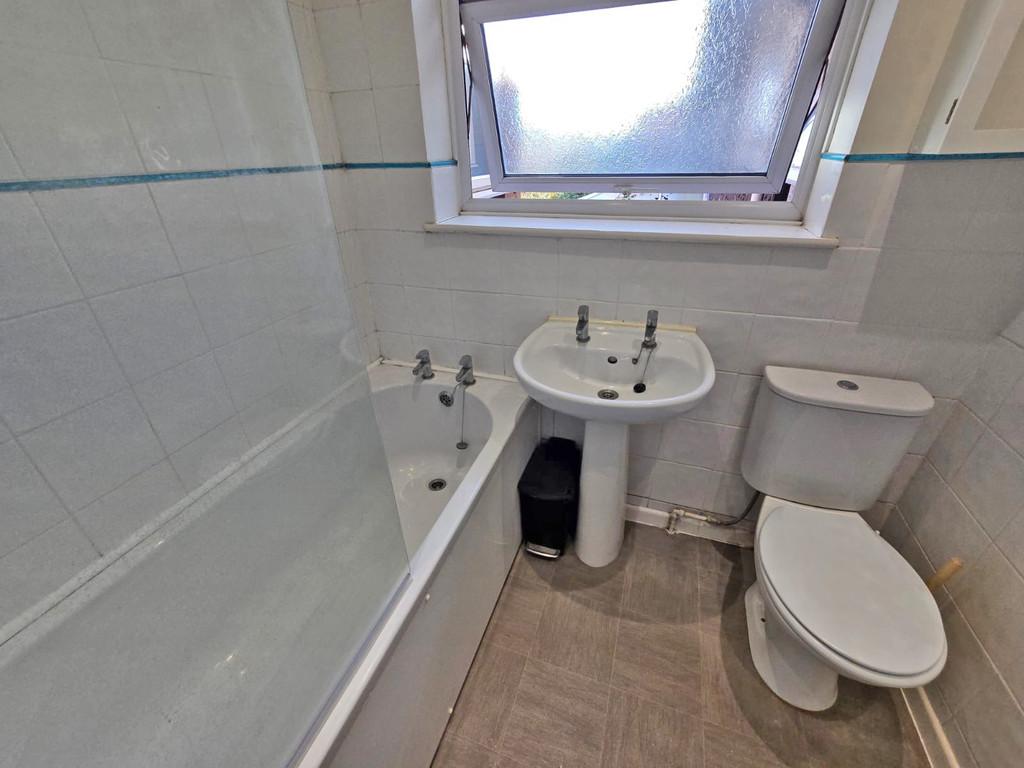 Bathroom (2)