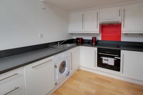 2 bedroom apartment to rent, Lee Street, Leicester