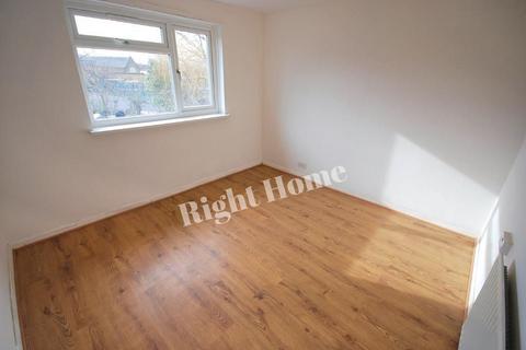 3 bedroom semi-detached house to rent, EGERTON ROAD, WEMBLEY, HA0 4ES