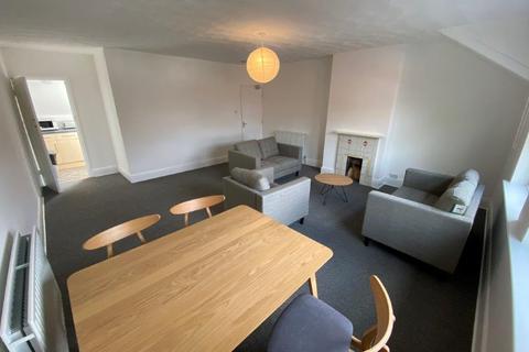 3 bedroom apartment to rent - High Road, Beeston, NG9 2JP
