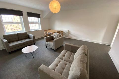 3 bedroom apartment to rent - High Road, Beeston, NG9 2JP
