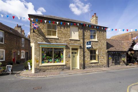 3 bedroom terraced house for sale, King Street, Sandwich