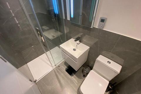 2 bedroom flat to rent, Kings Road,  Reading,  RG1