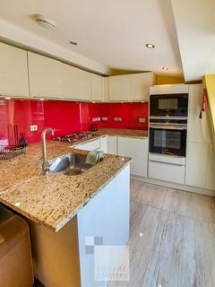 3 bedroom flat to rent, Caledonian Road, Islington, N1