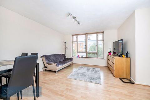 2 bedroom apartment to rent, Felixstowe Court, London