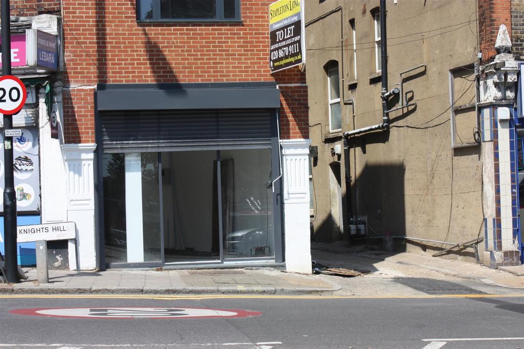 Norwood High Street, London Property £1,250 pcm (£288 pw)