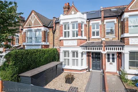 5 bedroom terraced house to rent, Beauval Road