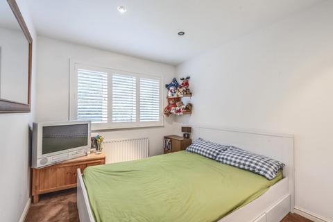 3 bedroom link detached house to rent, Bankside Close,  Isleworth,  TW7