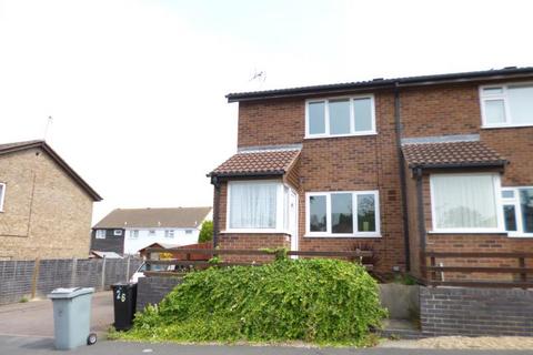 2 bedroom terraced house to rent, Bedford Close, Grantham NG31