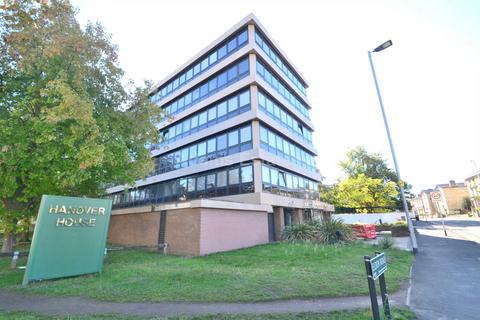 1 bedroom apartment to rent, Hanover House, Kings Road, Reading