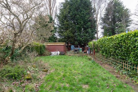 54 Arnold Road, Shirley, Solihull, B90 3JP