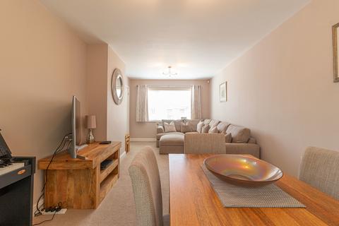 69 Blenheim Road, Shirley, Solihull, B90 3QJ