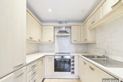 2 bedroom apartment to rent, Aveley House, Reading RG1