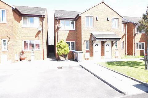 3 bedroom semi-detached house to rent, Warren Grove, Thornton-Cleveleys