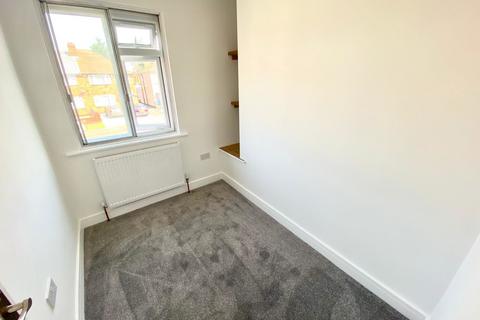 2 bedroom maisonette to rent, Willow Tree Lane, Hayes