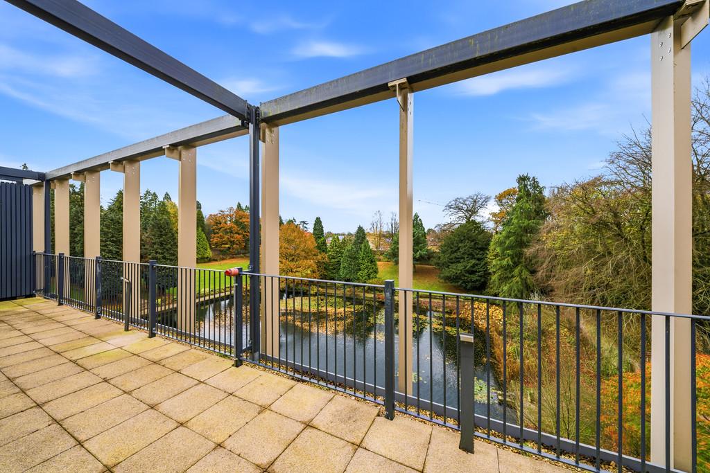 23 the Water Garden-26