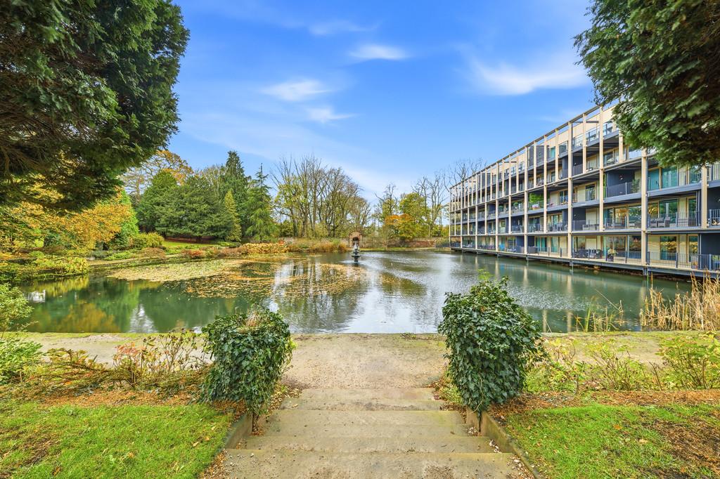 23 the Water Garden-40