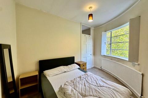 1 bedroom apartment to rent, Broadlands, North Hill, Highgate, N6