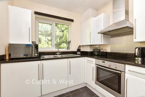 1 bedroom apartment for sale, The Crescent, Belmont, Sutton, Surrey