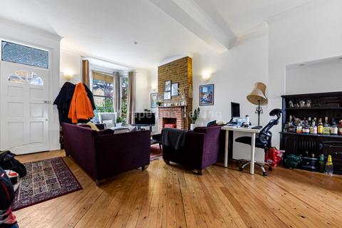 4 bedroom house to rent, Appach Road, Brixton, London SW2 2LE