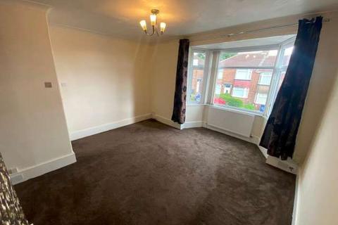 2 bedroom flat to rent, Silverhill Drive, Newcastle-upon-Tyne, NE5