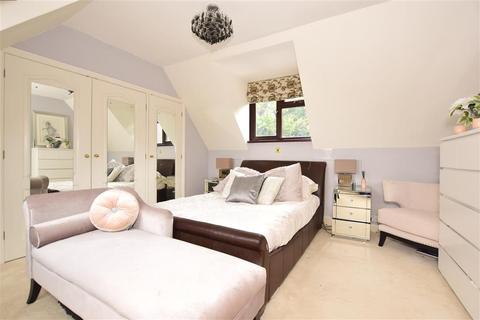 Vale House Acol Hill, Acol, Birchington, CT7 0JE