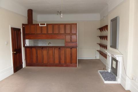 1 bedroom flat to rent, Normanton Road, South Croydon, Surrey CR2