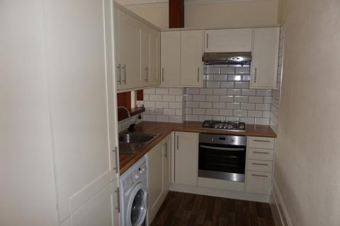 1 bedroom flat to rent, Normanton Road, South Croydon, Surrey CR2