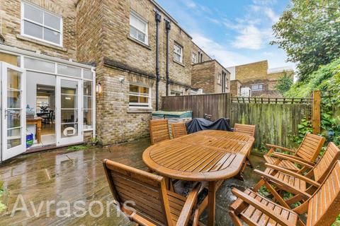 4 bedroom terraced house to rent, SULLIVAN ROAD, KENNINGTON