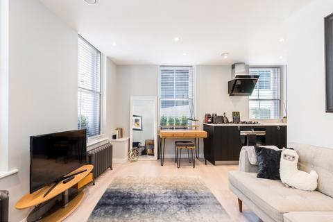 2 bedroom flat to rent, Catherine Street, Covent Garden WC2