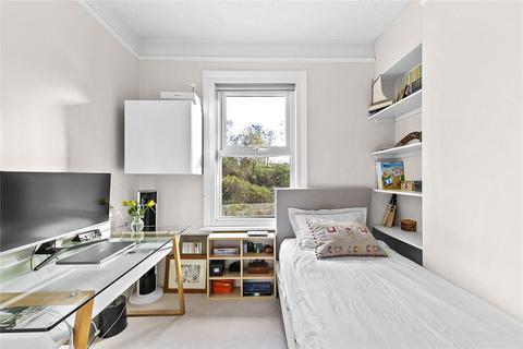 22a Forest Road, Richmond, TW9 3BY