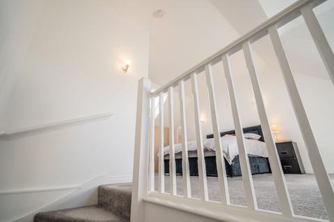 8 Bickerton Close, Hamilton, Leicester, LE5 1EP