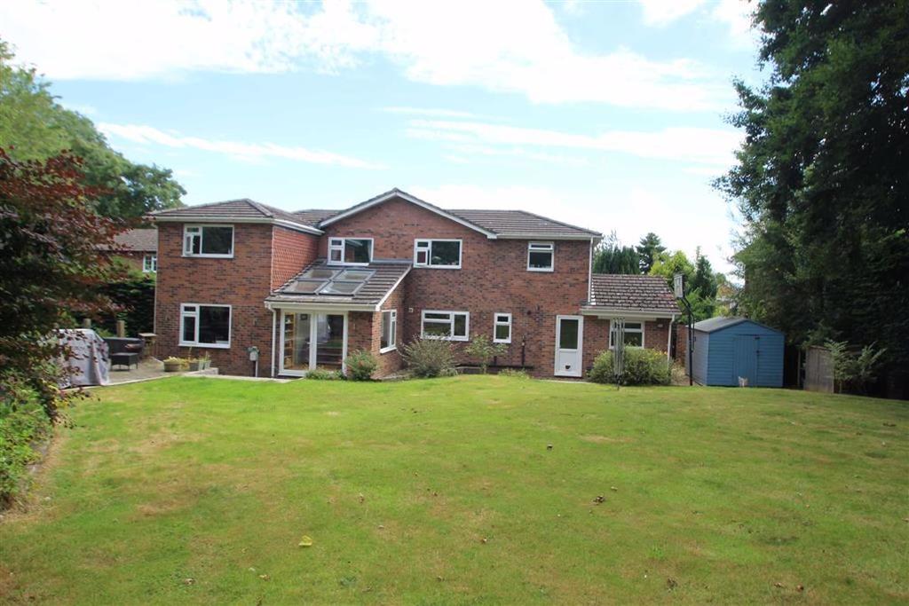 Glentworth Avenue, Oswestry 5 bed detached house £425,000