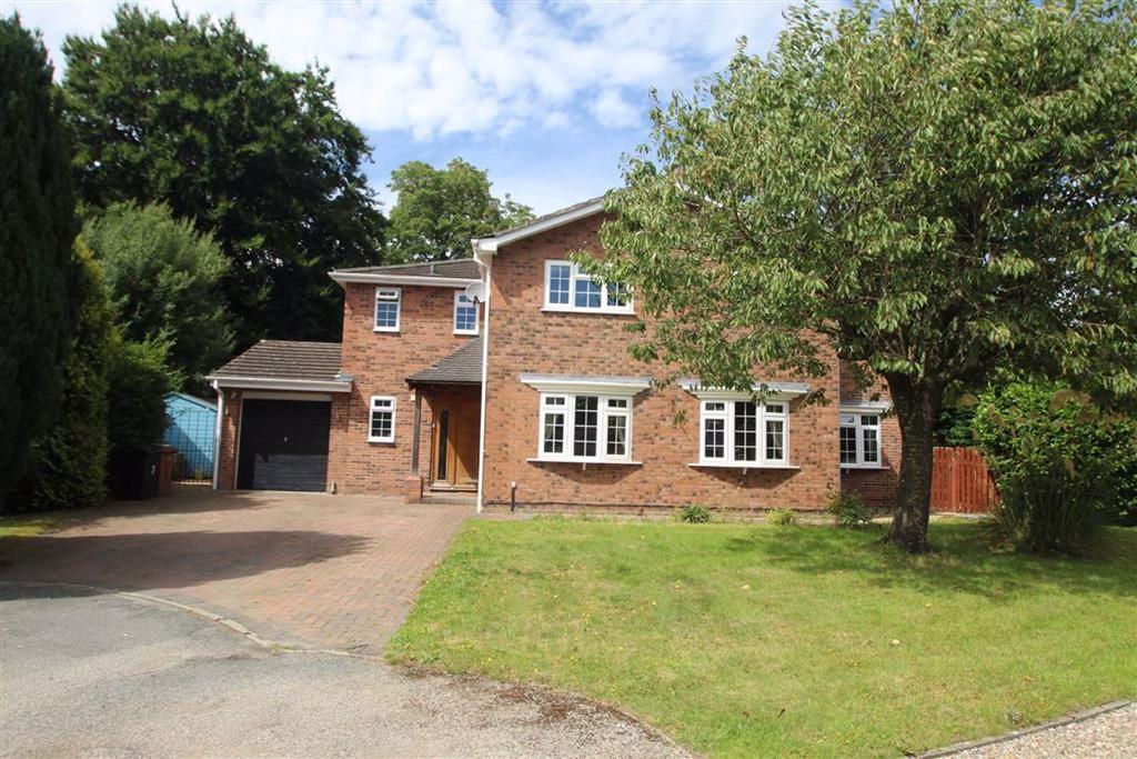 Glentworth Avenue, Oswestry 5 bed detached house £425,000