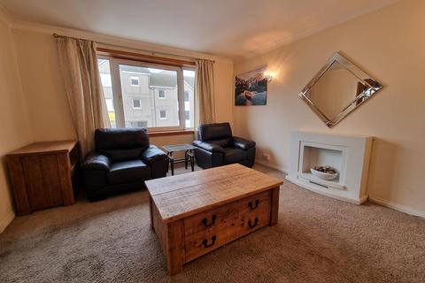 3 bedroom flat to rent, Linksfield Place, Pittodrie, Aberdeen, AB24