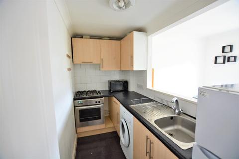 2 bedroom flat to rent, Springfield Road, Brighton, BN1