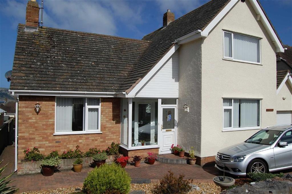 Aber Drive, Craigside, Llandudno, Conwy 3 bed detached bungalow £318,000