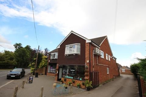 undefined, Victoria Road, Mortimer